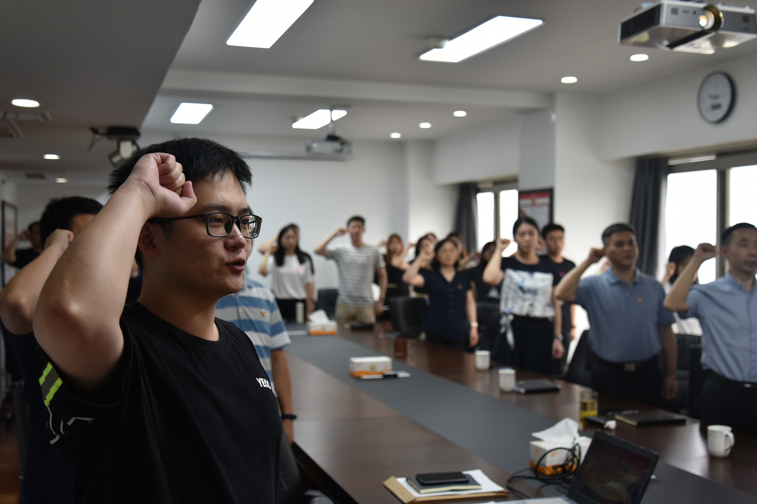 集團黨委認真組織收看慶祝中國共產(chǎn)黨成立100周年大會(huì )