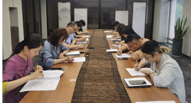 學(xué)案例 做測試 浙茶集團獅峰茶業(yè)黨支部開(kāi)展拒腐防變守內心警示教育主題黨日活動(dòng)