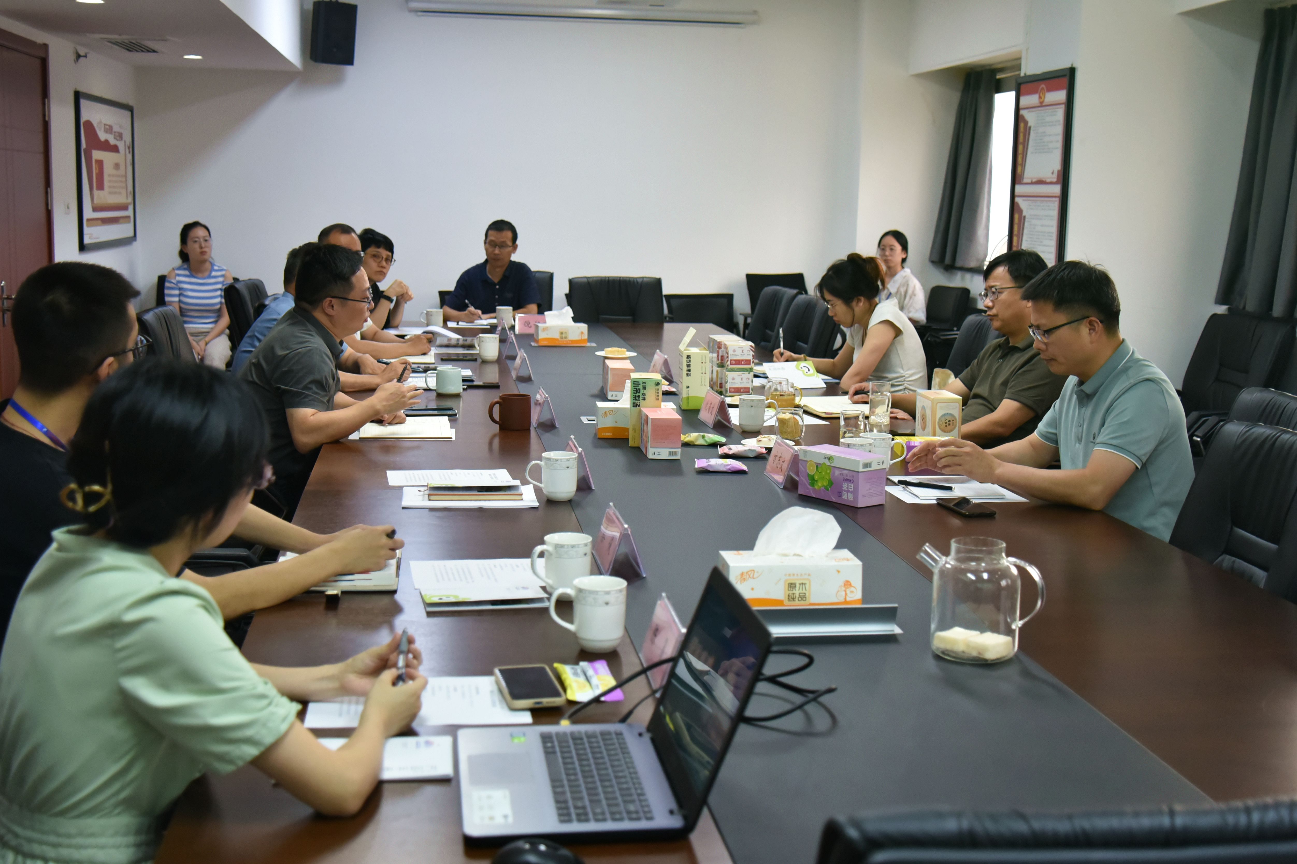 省供銷(xiāo)社理事會(huì )副主任沈省文赴浙茶集團調研